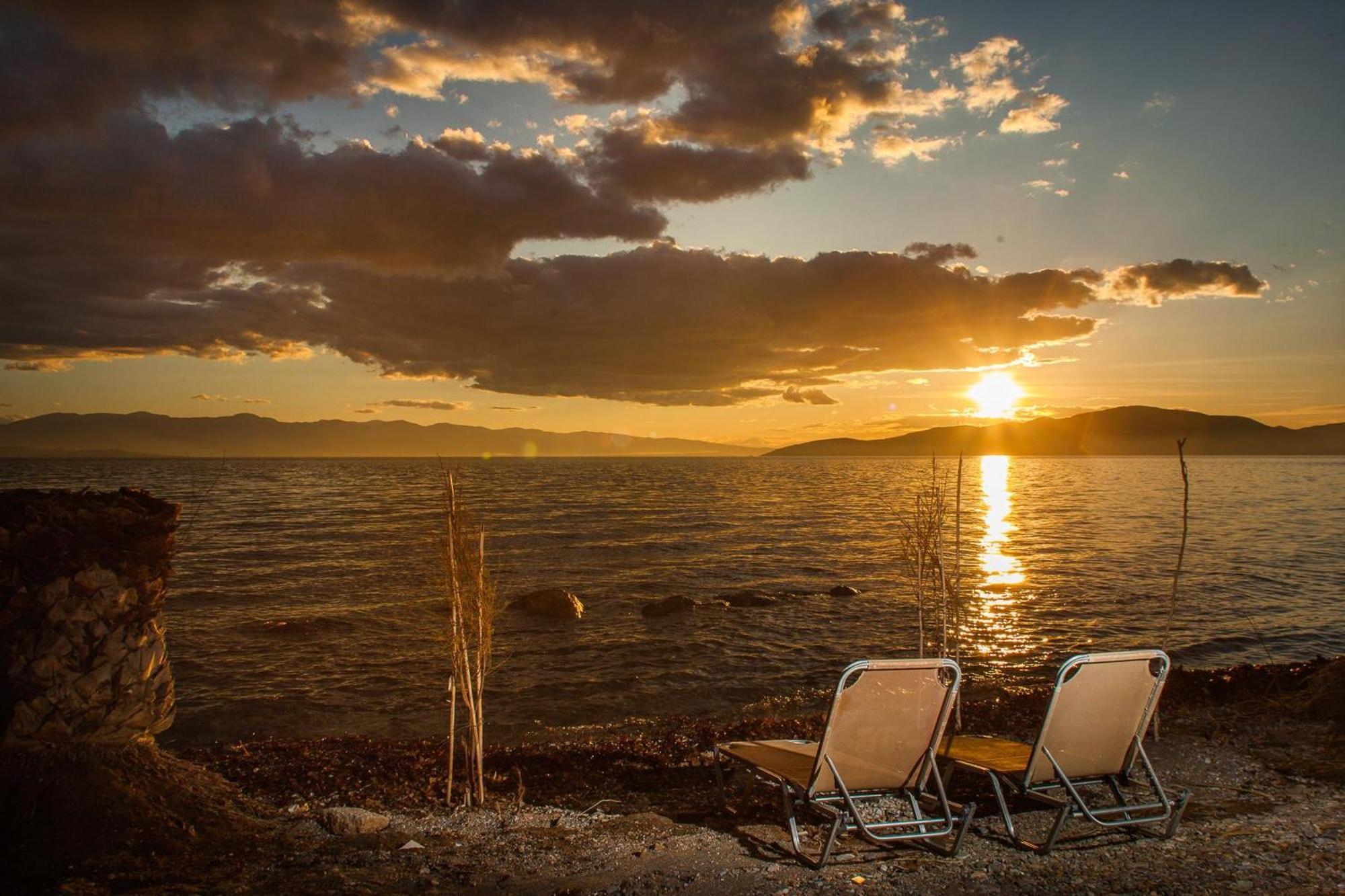 Villa Karnagio Seafront Káto Lekhónia Esterno foto