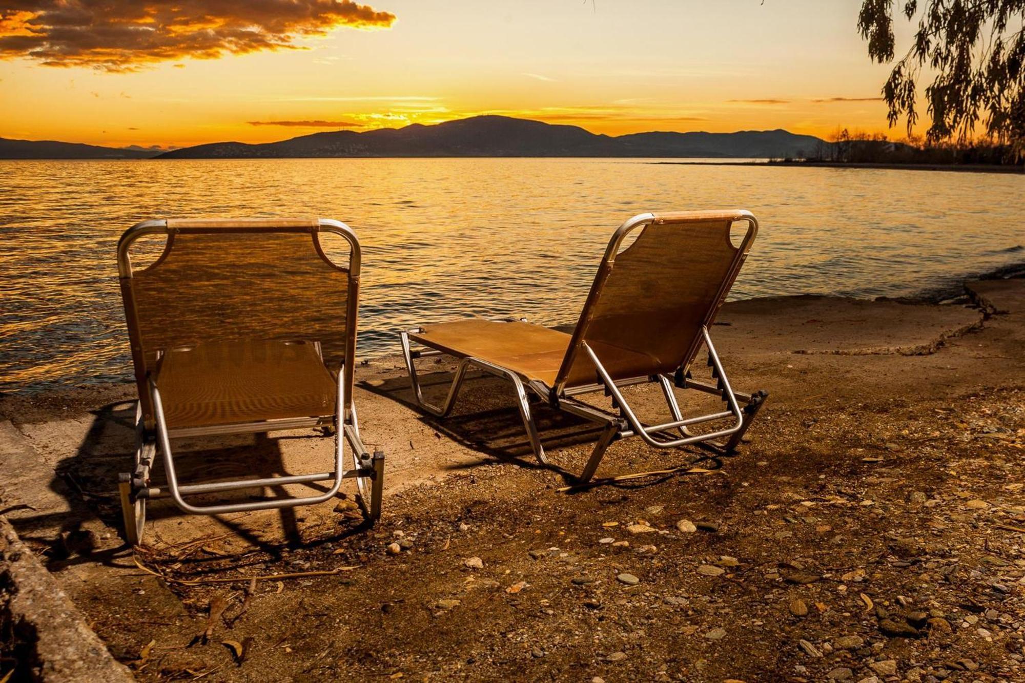 Villa Karnagio Seafront Káto Lekhónia Esterno foto